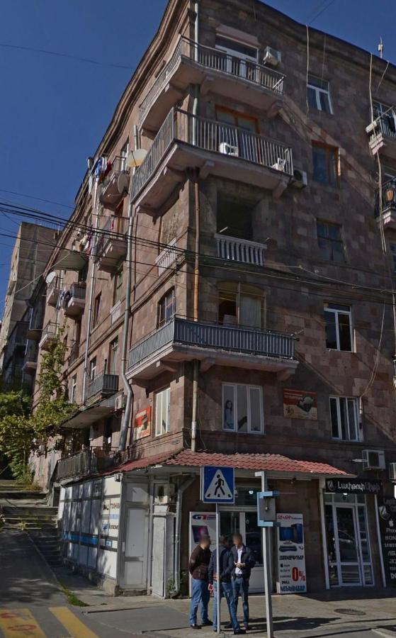 Apartment 20 Saryan Yerevan Bagian luar foto